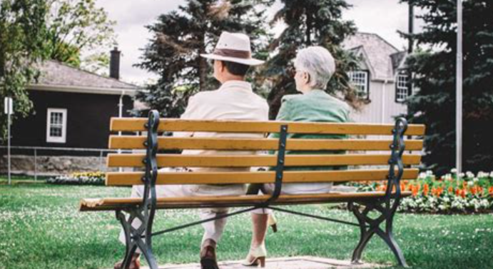 6 Best Canadian Dating Sites for Over 40 & 50: Finding Love and Companionship in the Golden Years